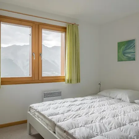 Appartement Camelot 4 *