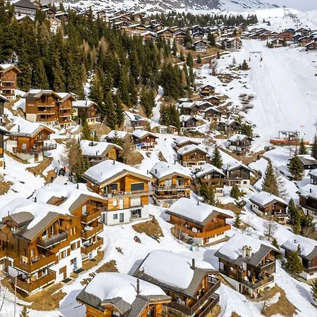 Camelot 4 Apartment *