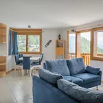 Apartmán Camelot 4 *